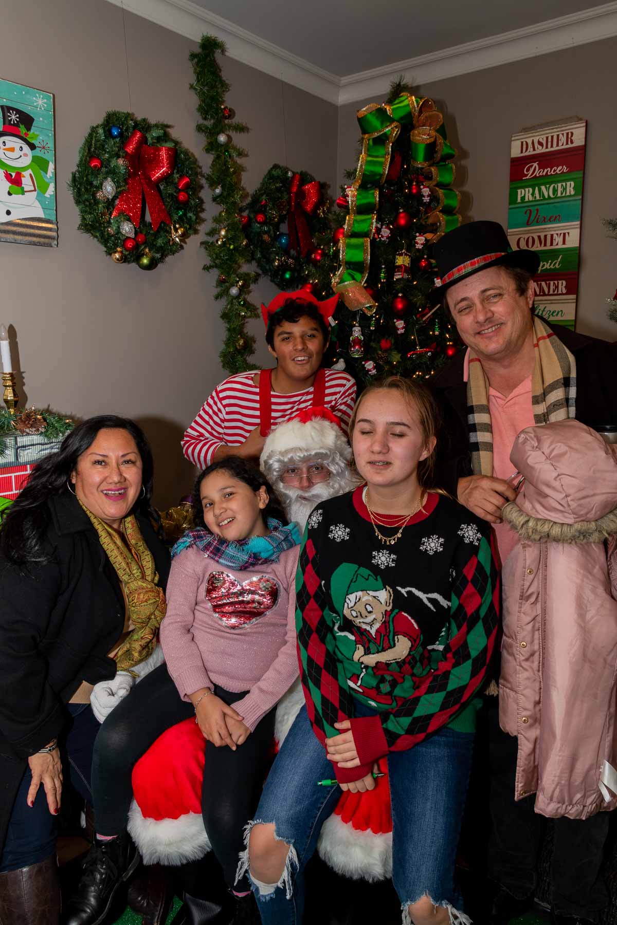 Toluca Lake XMAS-100