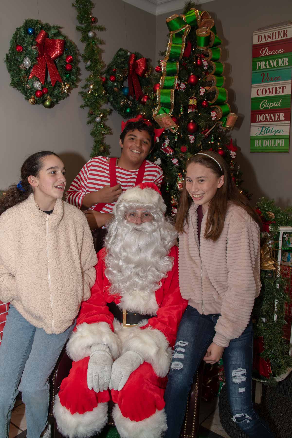 Toluca Lake XMAS-114