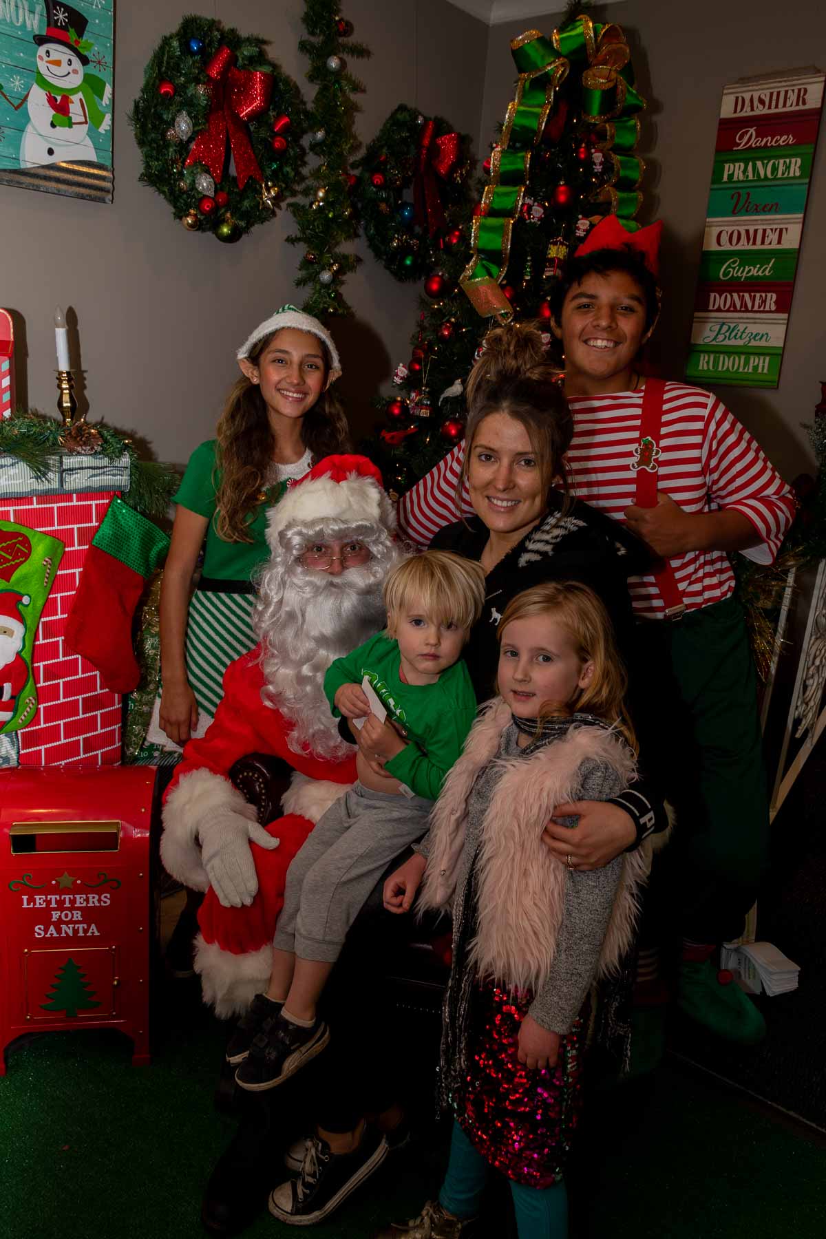 Toluca Lake XMAS-14