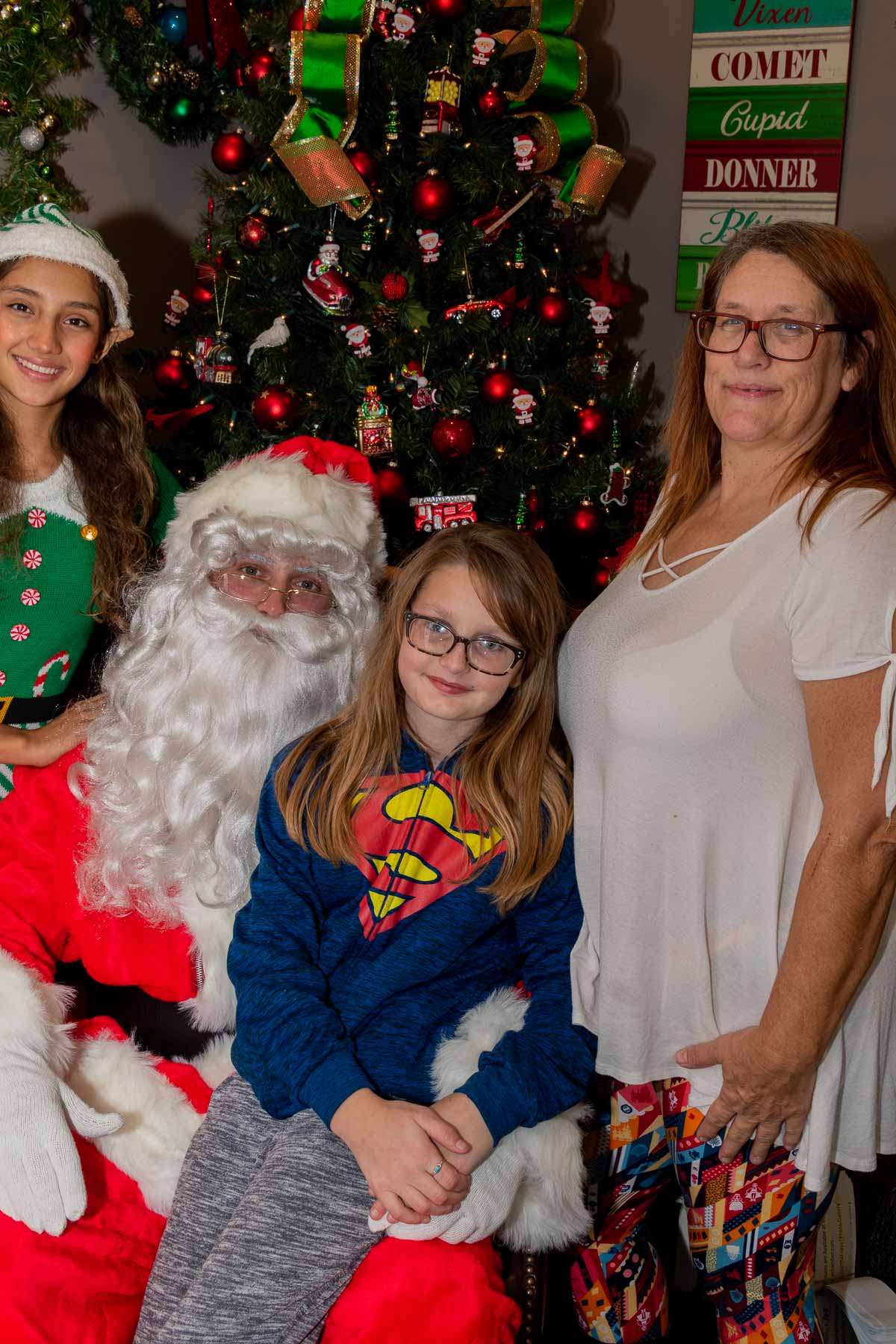 Toluca Lake XMAS-17