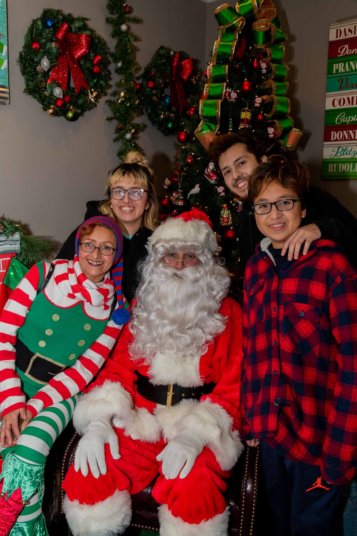 Toluca Lake XMAS-60