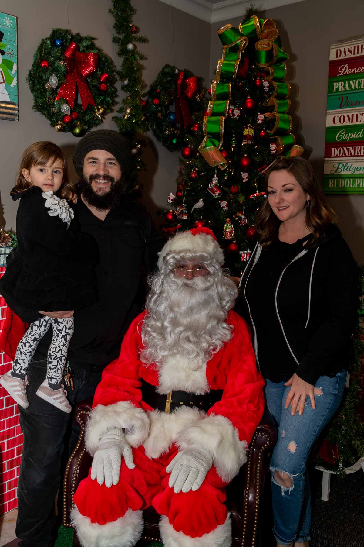 Toluca Lake XMAS-75
