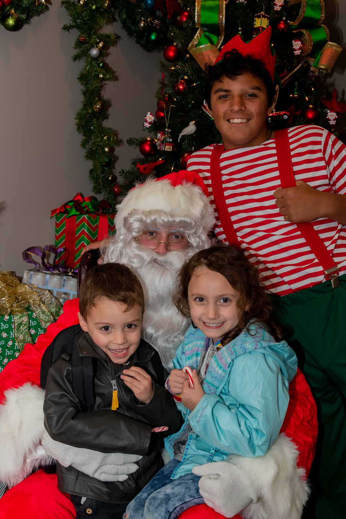 Toluca Lake XMAS-78