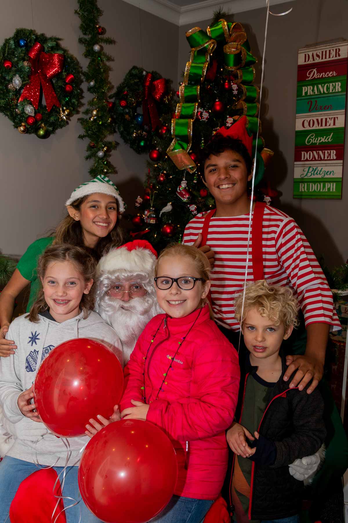 Toluca Lake XMAS-83