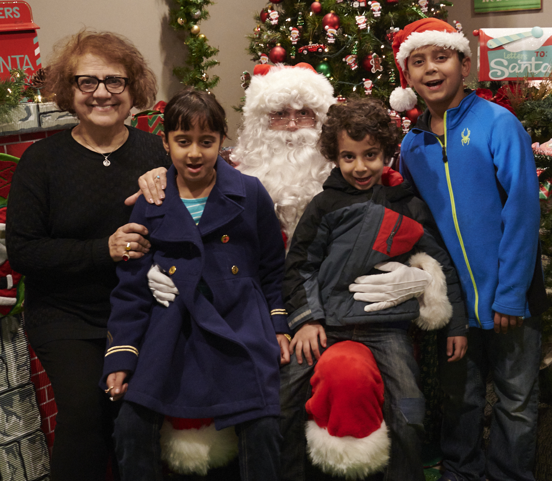 Toluca Lake Chamber Santa Fotos 110