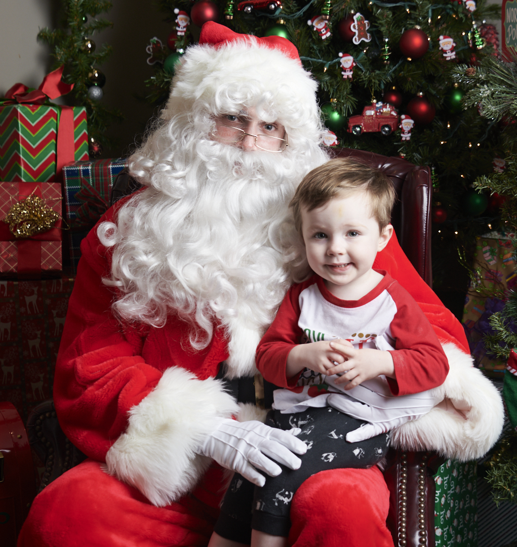 Toluca Lake Chamber Santa Fotos 44