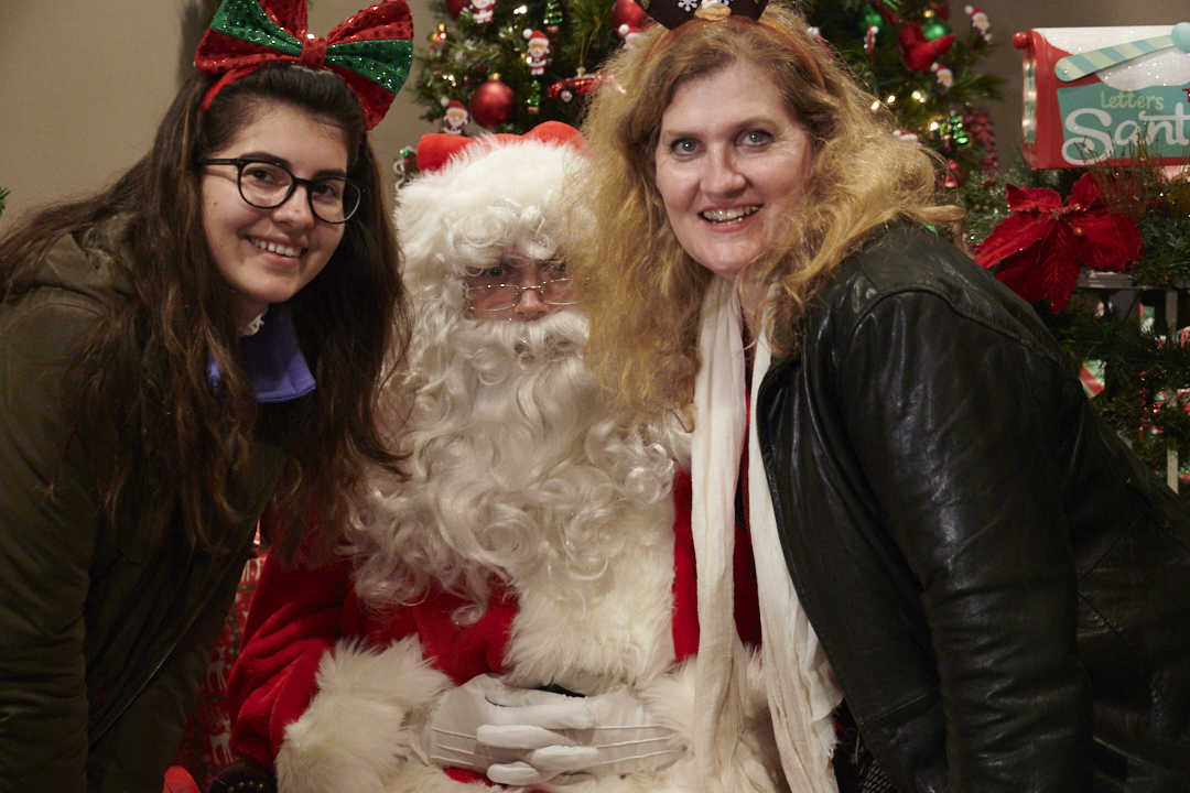 Toluca Lake Chamber Santa Fotos 66