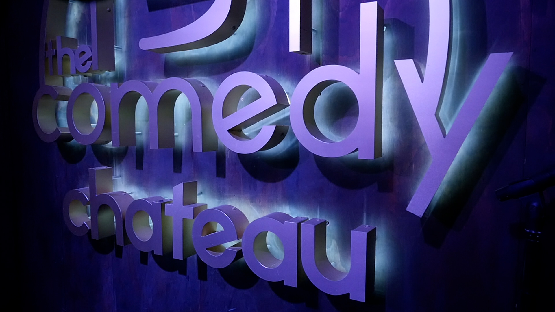 The Comedy Chateau-3